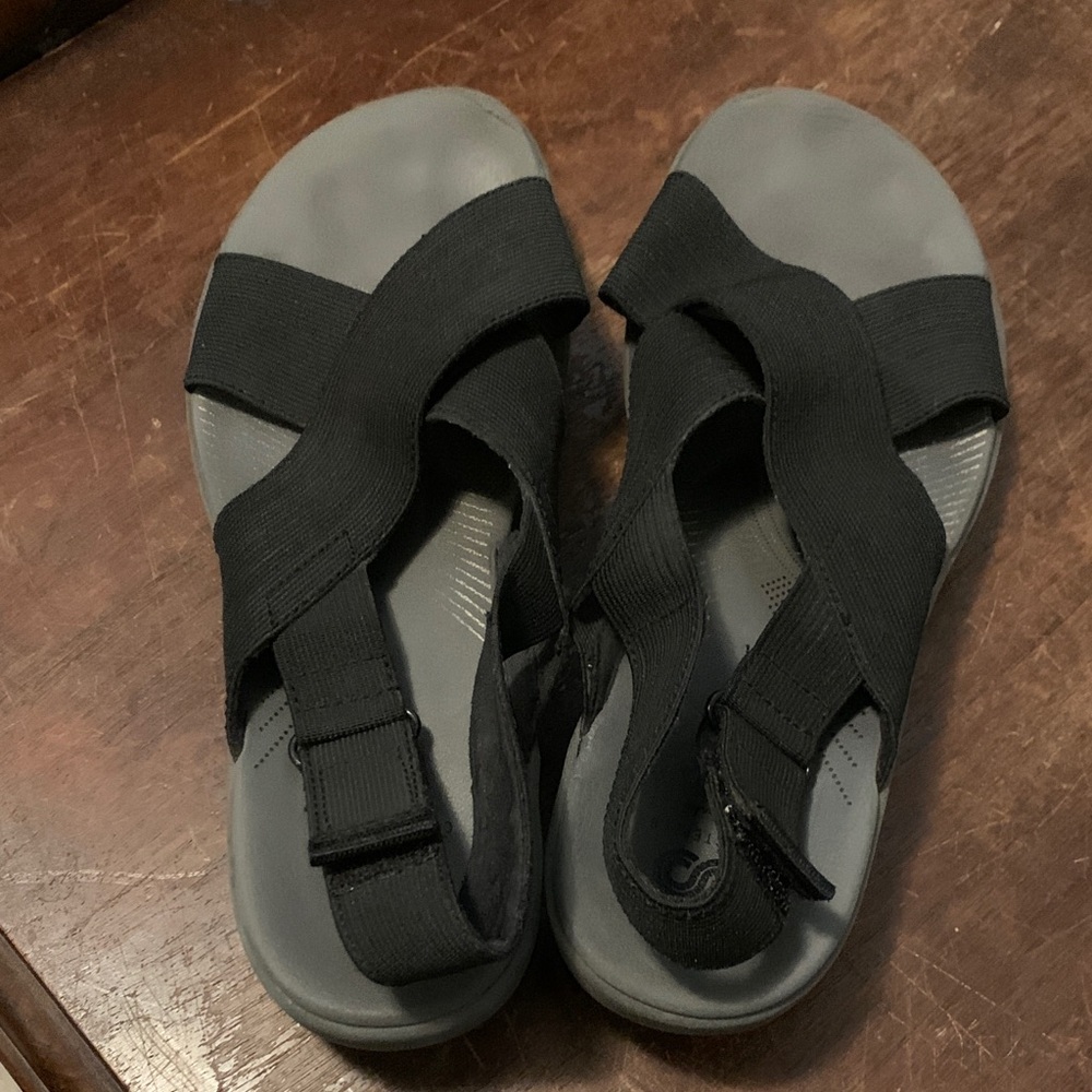 Women's Black Elastic Strap Sandals
